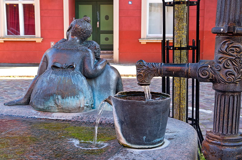 zur &Uuml;bersicht Brunnen 5