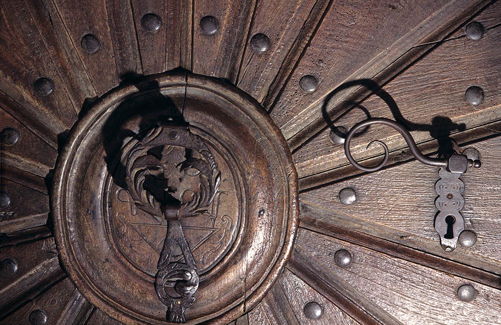 zur &Uuml;bersicht & Schloss & Riegel 2