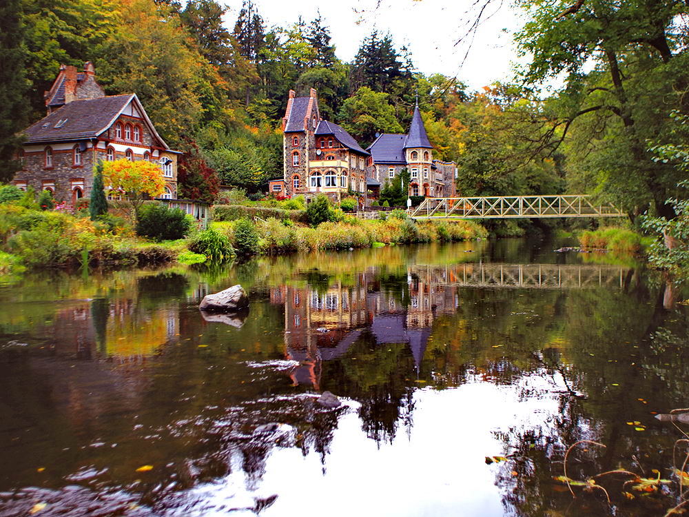 zur &Uuml;bersicht Spiegelbilder 4