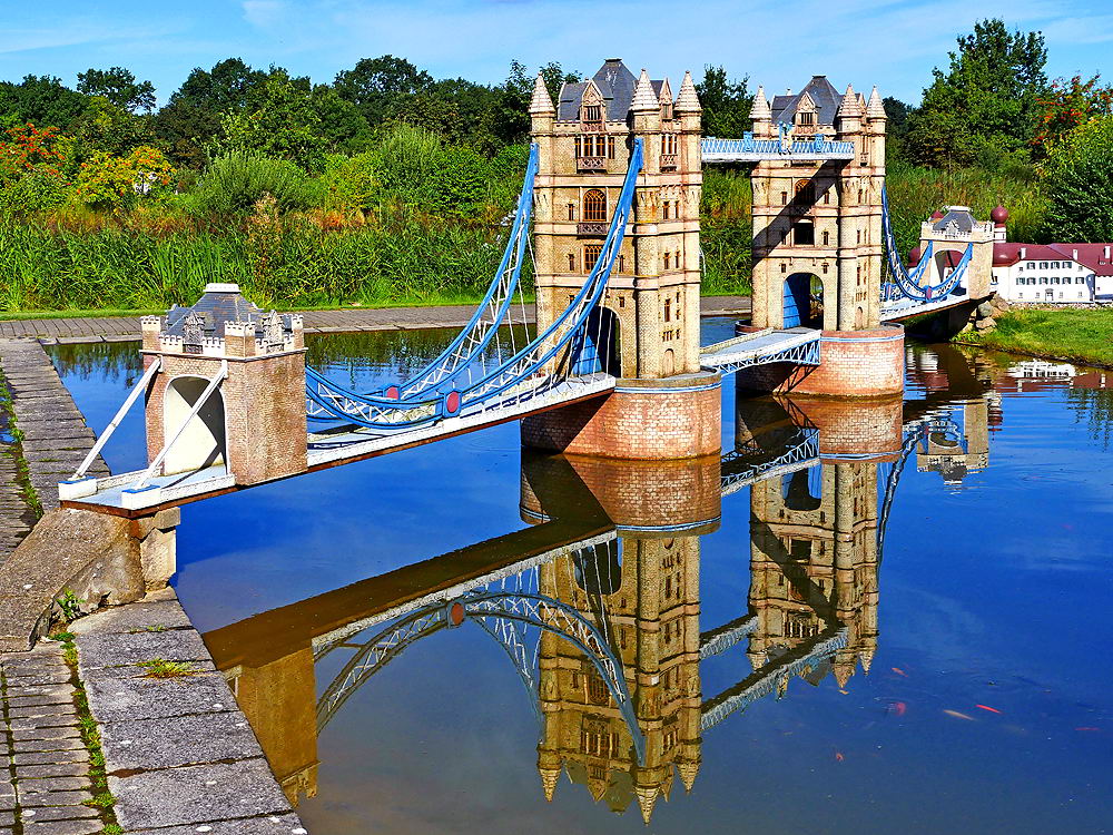 zur &Uuml;bersicht Spiegelbilder 4