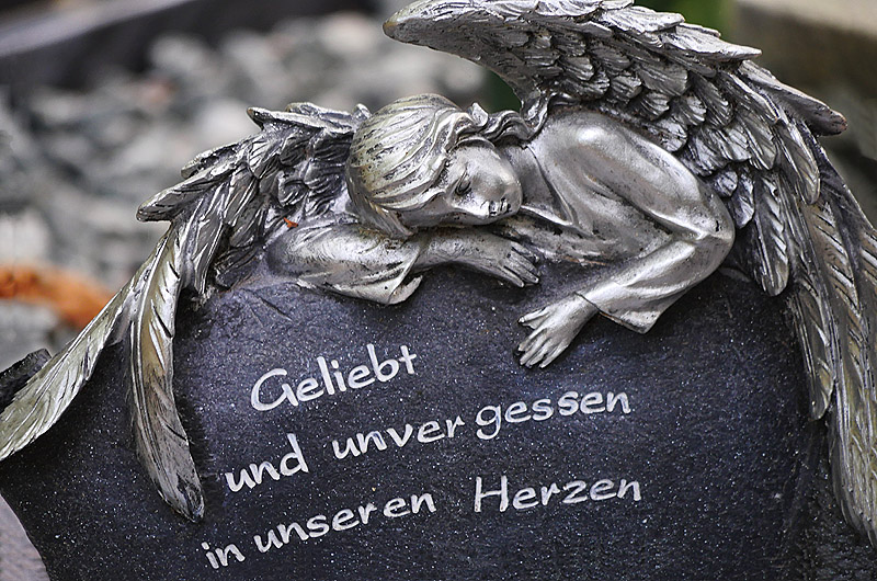 zur &Uuml;bersicht Trauer 6