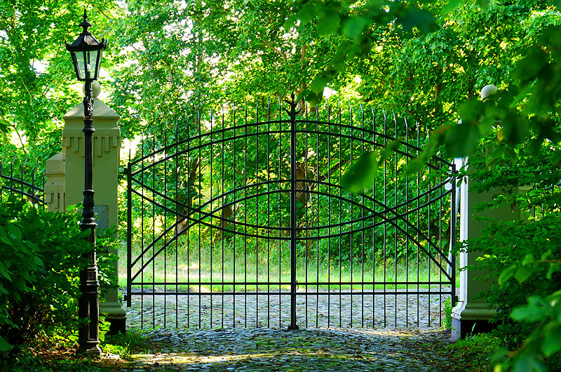 zur &Uuml;bersicht T&uuml;r und Tor 6