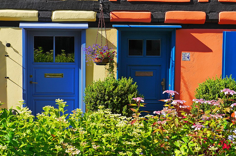 zur &Uuml;bersicht T&uuml;r und Tor 6