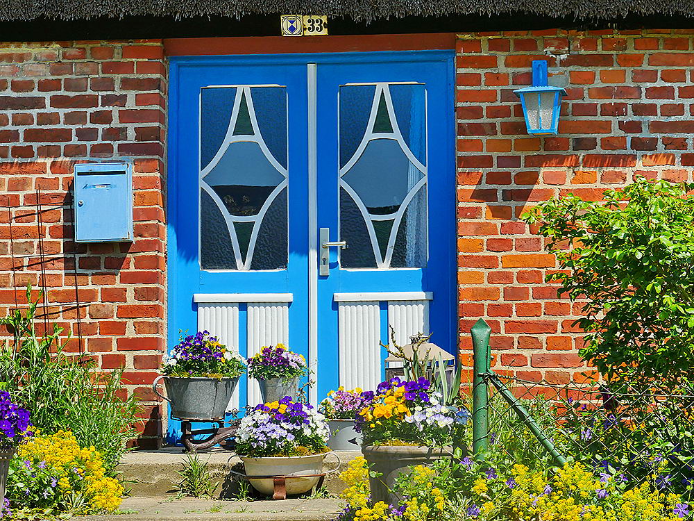 zur &Uuml;bersicht T&uuml;r und Tor 8